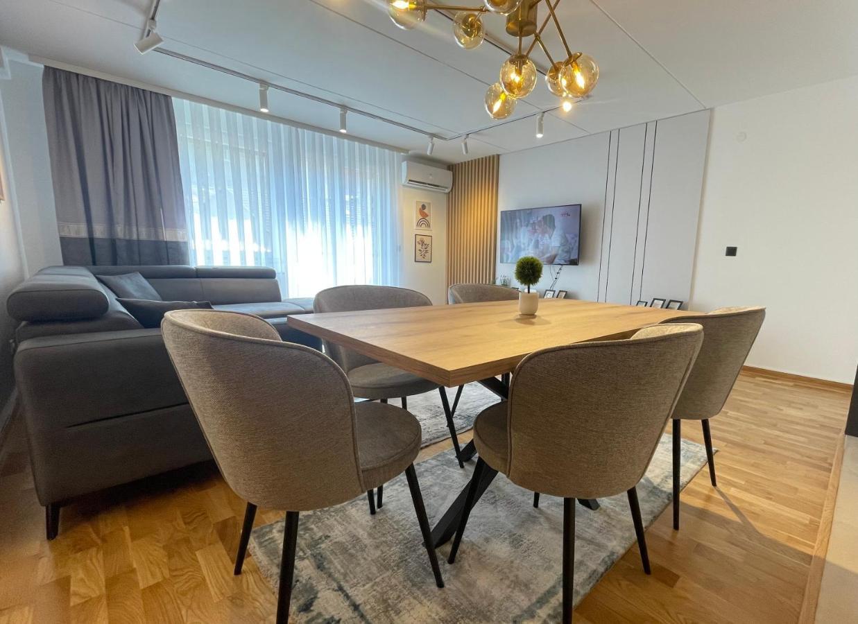 New Concept Included Garage Apartment Sarajevo Ngoại thất bức ảnh