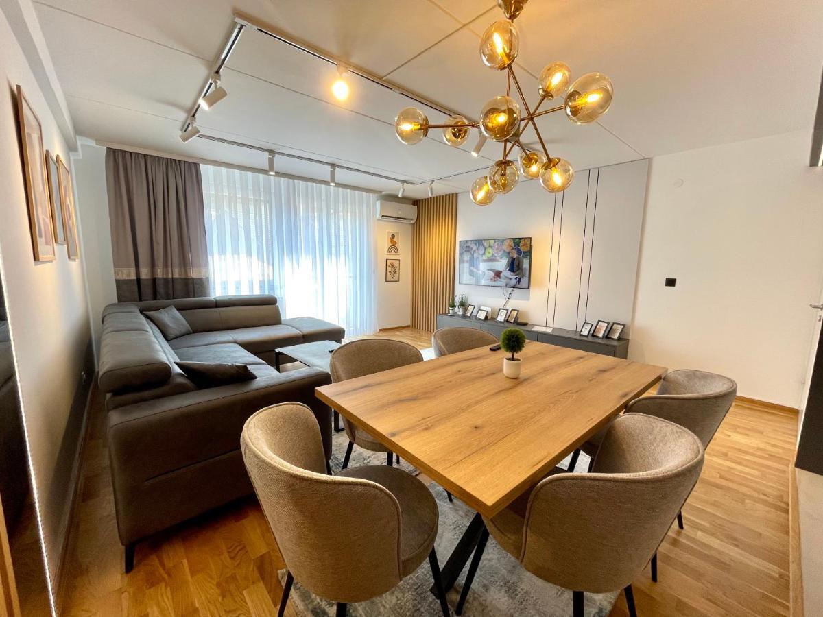 New Concept Included Garage Apartment Sarajevo Ngoại thất bức ảnh