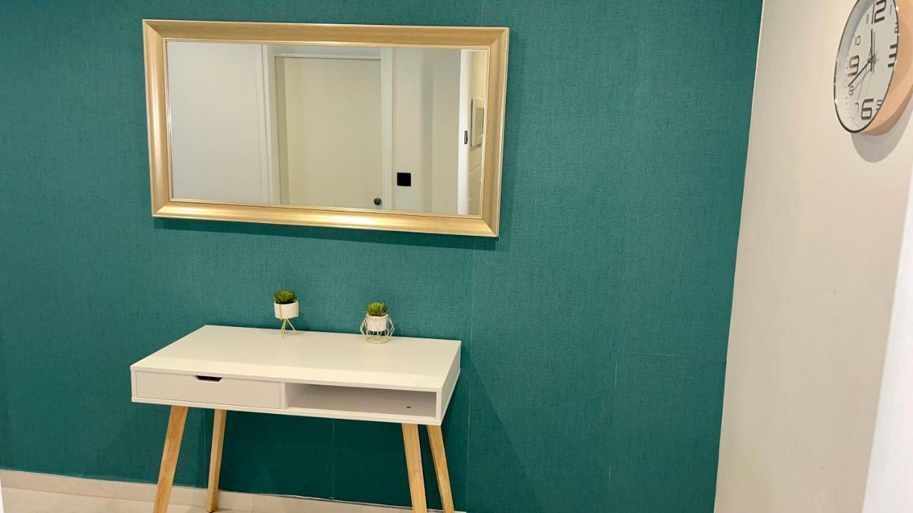 New Concept Included Garage Apartment Sarajevo Ngoại thất bức ảnh
